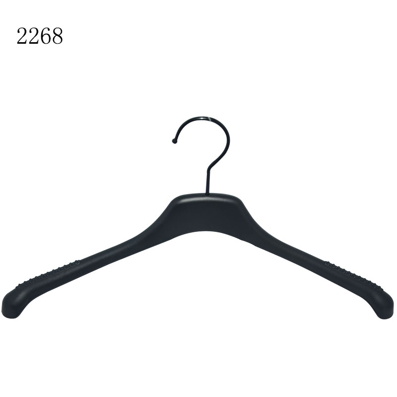 Customized white bendable and durable parity  hanger anti-skid design